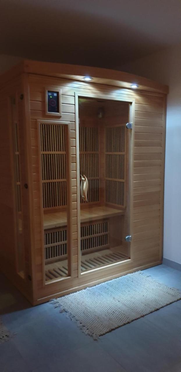 Hotel Althea - Piscine Et Sauna Béziers Exteriör bild